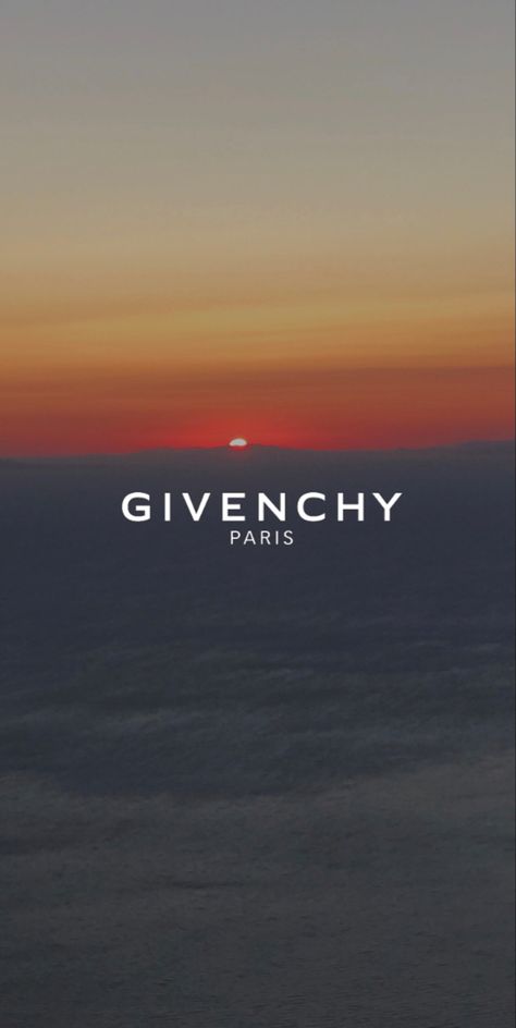 Givenchy Wallpaper, Givenchy Aesthetic, Iphone Wallpaper Ocean, Phone Wallpapers Vintage, Wallpaper Ocean, Givenchy Fashion, Givenchy Couture, Givenchy Paris, Fashion Man