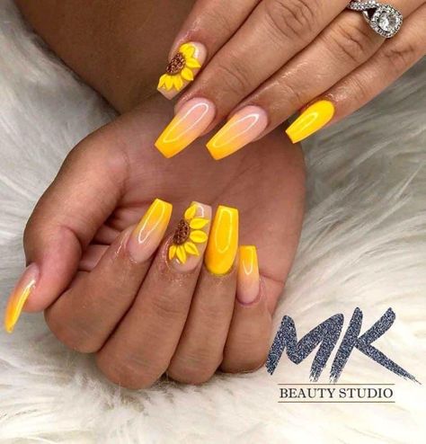 Gel Powder Nails, Acrylic Nails Yellow, Bright Summer Acrylic Nails, Sunflower Nail Art, Mobile Nails, Yellow Nails Design, Unghie Nail Art, Summer Sunflower, Shape Nails