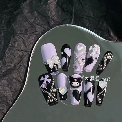 Kuromi Coffin, Ongles Goth, Black And Purple Nails, Paznokcie Hello Kitty, Nails Images, Natural Nail Art, Purple Nail Art, Purple Cross, Anime Nails