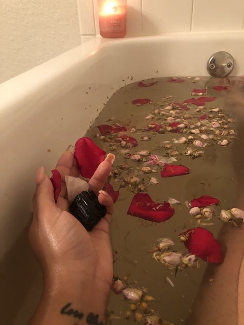 crystals spiritual bath rose petals florida water chamomile lavender buds rose buds calendula rose quartz black tourmaline Bath Aesthetic, Spiritual Bath, Healing Spells, Love Spell That Work, Spiritual Healer, Season Of The Witch, Witch Aesthetic, Foto Vintage, Love Spells