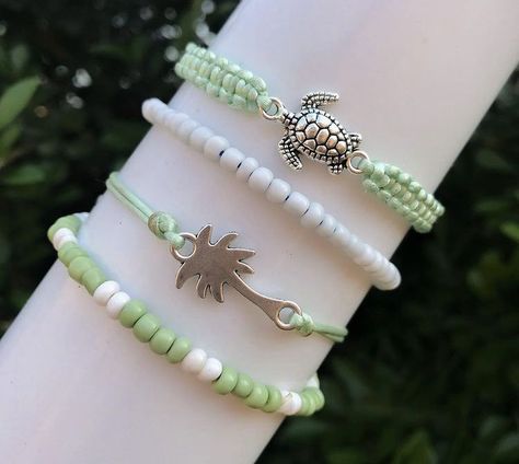 Obx Bracelets Ideas, Evil Eye Bracelet Diy, Braided Bracelet Diy, Cute Friendship Bracelets, Crystal Bead Jewelry, Preppy Jewelry, Pola Gelang, Common Thread, Bracelets Design