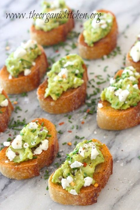 Party Nibbles, Crostini Recipes, Organic Kitchen, Kitchen Magic, Herb Recipes, Finger Sandwiches, Food Breakfast, Finger Food Appetizers, Starters Recipes