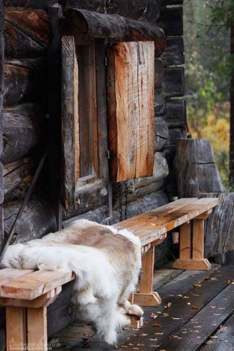 Cabin Building, Rustic Home Design, Cabins And Cottages, A Log, Cabin Life, Mountain Cabin, Rustic Cabin, Rustic Interiors, Cabins In The Woods