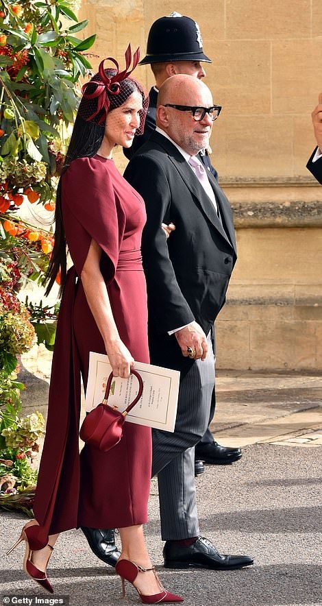 Demi Moore and Eric Buterbaugh Part Dresses Classy, Royal Coat Dress, Princess Eugenie Reception Dress, Military Dress Outfit, Plaid Bodycon Dress, Military Dress, Jack Brooksbank, Elegant Summer Dresses, Military Dresses