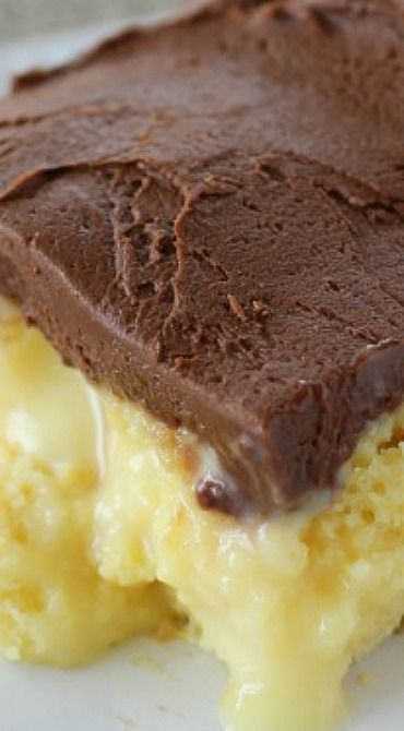 Boston Cream Pie Poke Cake Boston Cream Pie Poke Cake, Homemade Chocolate Frosting, Boston Cream Pie, Poke Cake Recipes, Boston Cream, Poke Cakes, A Piece Of Cake, Baked Goodies, Delicious Cake