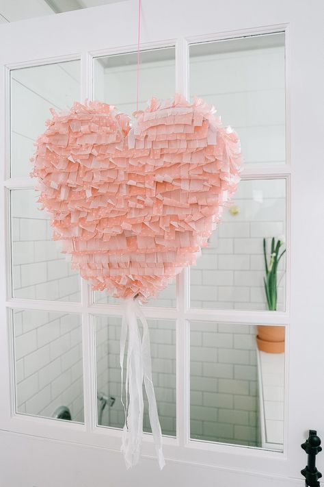 5 Fun Valentine's Day Decorating Ideas - The Ginger Home Diy Valentine's Crafts, Heart Pinata, Valentine's Day Decorations, Valentine's Decor, Piñata Ideas, Diy Pinata, Crafts For Adults, Valentine Theme, Valentine's Day Decor