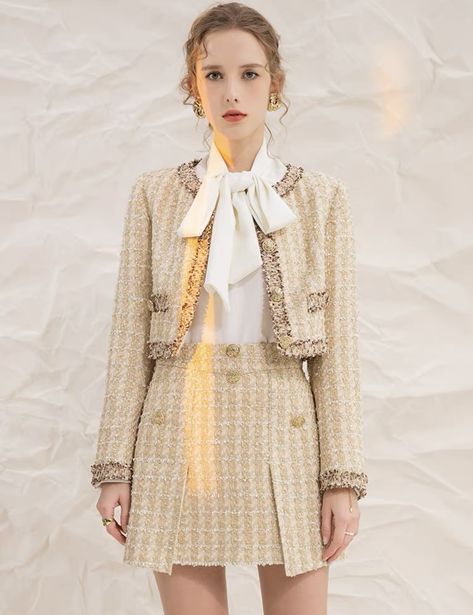 #chanelstyle #preppystyle Chanel Style Jacket, Tweed Set, Chanel Women, Honey Moon, Chanel Style, Classy Fashion, Chanel Fashion, Tweed Fabric, Pretty Dress