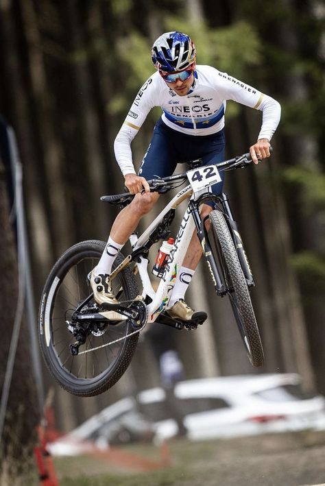 High Flying UEC MTB Champion started the 2023 MTB World Cup season off with a Double win in Nove Mesto Na Morave Xc Mountain Bike, Cross Country Bike, Action Pictures, Bike Photoshoot, Mtb Bike Mountain, Ride Or Die, Mtb Bike, Cycling Equipment, Cross Country