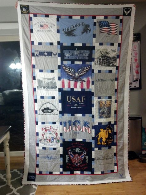 Airforce Quilt Ideas, Jersey Quilt, Quilting 101, Quilt Of Valor, Shirt Quilt, Color Combos, Air Force, Quilt Patterns, Sewing