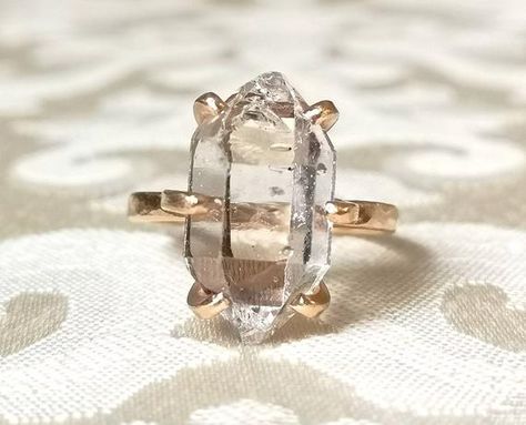 Crystal Engagement Ring, Rough Stone Ring, Crystal Engagement Rings, Large Stone Rings, Herkimer Diamond Ring, Minimalist Earrings Gold, Gold Rings Simple, Large Stone, Ringe Gold