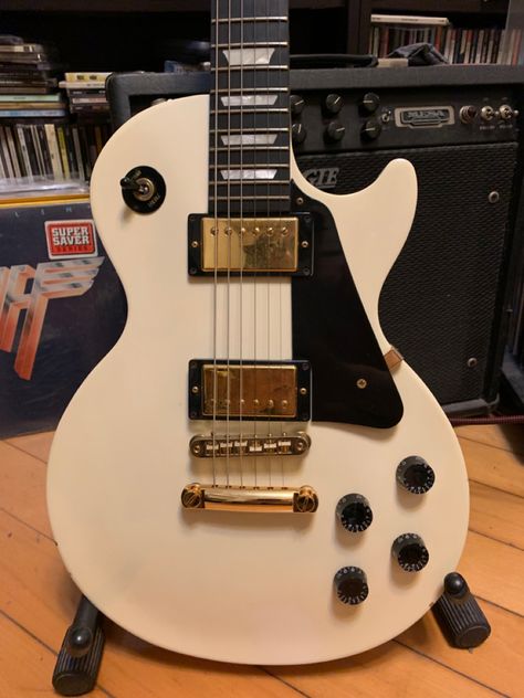 Gibson Les Paul Studio Apline white enbony fingerboard White Les Paul, Gibson Les Paul Studio, Music Instrument, Gibson Les Paul, Les Paul, Gibson, Music Instruments, Guitar, Music