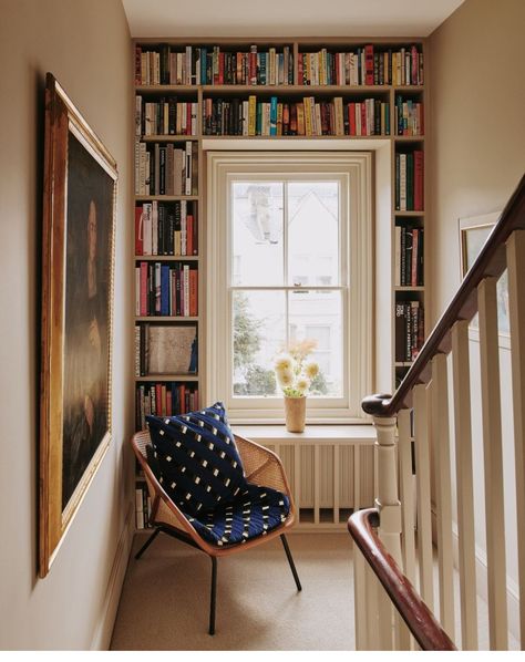 Space House, Orange Chair, House Shed, Cottage Bedroom, London House, Built In Bookcase, Declutter Your Home, Pierre Frey, House Garden