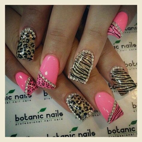 《Nail art 》☆☆☆ Black Animal Print Nails, Botanic Nails, Cheetah Nail Designs, Zebra Print Nails, Nail Painting, Trendy Nail Art Designs, Print Nails, Leopard Nails, Crazy Nails