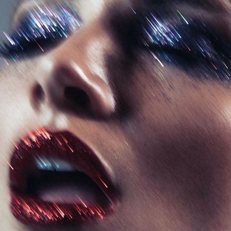 Matte Make Up, Look Disco, Mode Editorials, Makeup Glitter, The Rocky Horror Picture Show, Looking For Alaska, Horror Picture Show, Rocky Horror Picture Show, Dead Poets Society