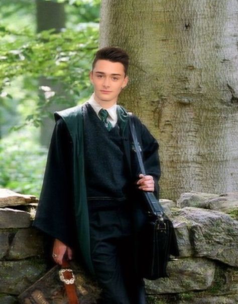 An edit of Noah in the Slytherin uniform Quidditch Uniform, Slytherin Uniform, Hogwarts Uniform, Noah Schnapp, Night Sky Wallpaper, Adelaide Kane, Men In Uniform, Draco Malfoy, Nun Dress