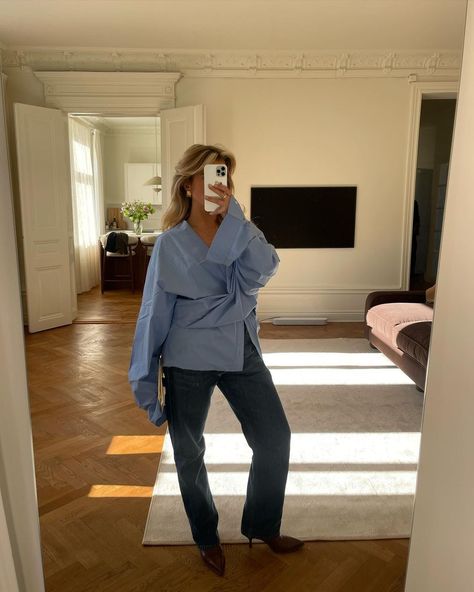 MATILDA DJERF (@matildadjerf) • Instagram photos and videos Matilda Style, Matilda Djerf Style, Aesthetic Overalls Outfit, Summer Fashion Accessories, Elegant Outfit Classy, Chique Outfits, Matilda Djerf, Corporate Outfits, Paris Outfits