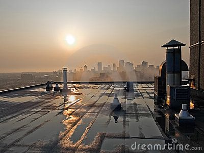 Watch the sunrise over a big city from a rooftop. New York Rooftop, Barefoot In The Park, Street Background, Watch The Sunrise, Nyc Rooftop, The Rising Sun, Morning Sunrise, The Sunrise, Rising Sun