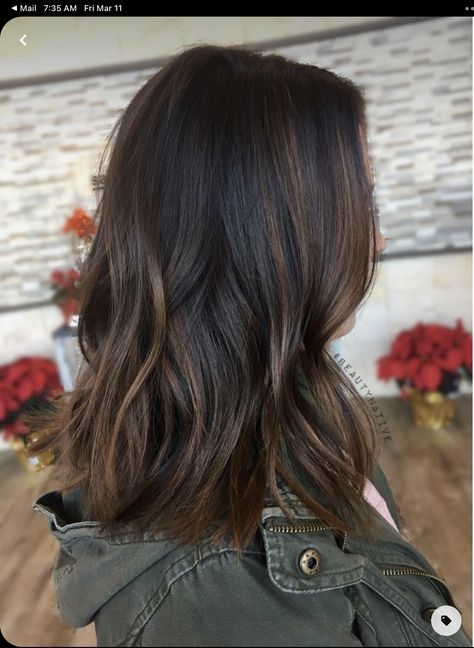 Balayage Hair Color Ideas, Hair Dye Tips, Balayage Hair Color, Chocolate Brown Hair Color, Brown Ombre Hair, Blond Balayage, Chocolate Brown Hair, Brown Hair Balayage, Hair Color Ideas For Brunettes