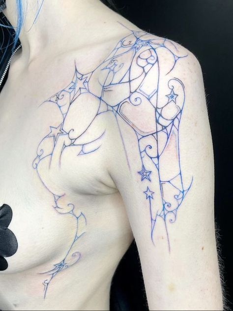 cred to @ lapinchenemix on insta Avatar Tattoo Pandora, Avatar Tattoo, Geometric Tattoo, Tattoo Ideas, Avatar, Human, Tattoos, Clothes