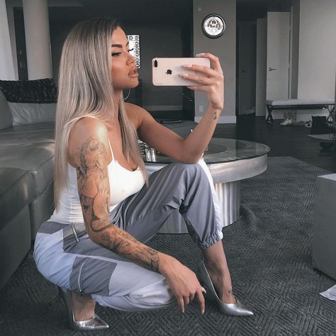 Summer Cjs, Pretty Hand Tattoos, Instagram Captions For Friends, Dope Tattoos For Women, Sleeves Ideas, Arm Tattoos For Women, Tattoo Models, Grey Tones, Cute Tattoos