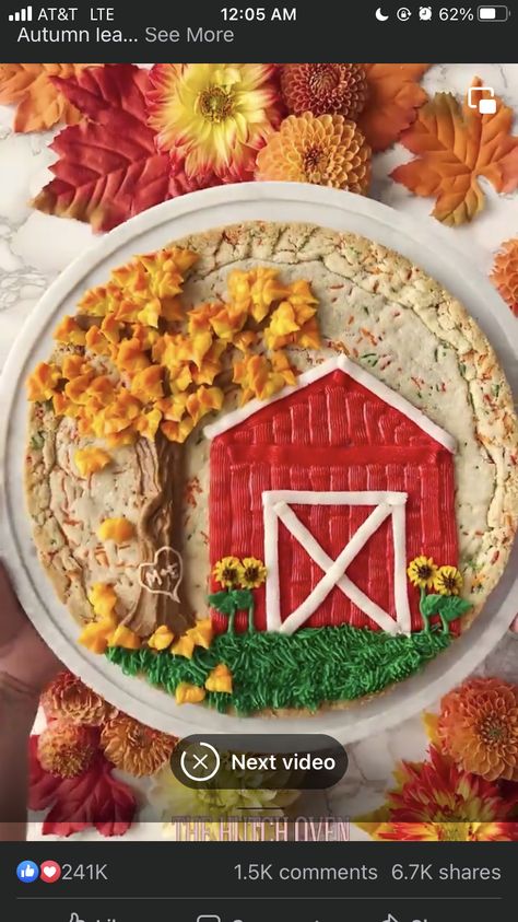 Fall Cookie Cakes Decorated, Fall Cookie Cake, Thanksgiving Cakes Decorating, Holiday Cake Designs, Thanksgiving Cookies Decorated, Emily Hutchinson, Fall Decorated Cookies, Cookie Cake Designs, Cake Design Inspiration