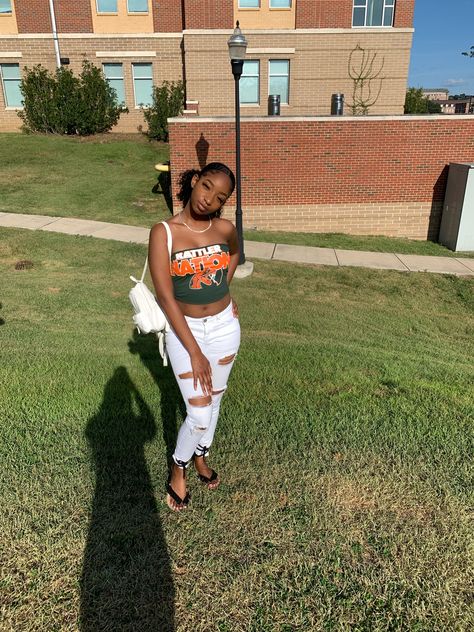 hbcu famu game day college outfit black girl Hbcu Tailgate Outfit, Famu Outfit, Darty Szn Outfits College Hbcu, Homecoming Tailgate Outfit Hbcu, Famu Homecoming Outfits, College Homecoming Outfit, Hbcu Game Day Outfit, Hbcu Football Game Outfits, Hbcu Homecoming Outfits Tailgate