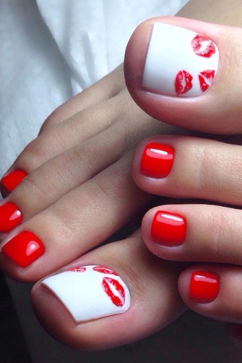 Pedicure Designs Toenails, French Pedicure, Toe Nail Color, Pretty Toe Nails, Cute Toe Nails, Pedicure Designs, Super Nails, Toe Nail Designs, Pedicure Nail Art