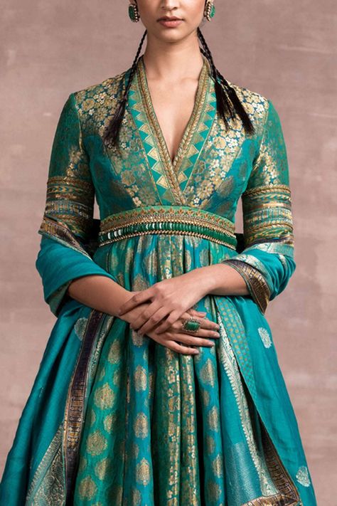 Buy Tarun Tahiliani Green Brocade Anarkali Set Online | Aza Fashions Brocade Anarkali, Brocade Dupatta, Anarkali Designs, Dresses Traditional, Anarkali Dress Pattern, Indian Dresses Traditional, Traditional Indian Outfits, Indian Gowns, Tarun Tahiliani