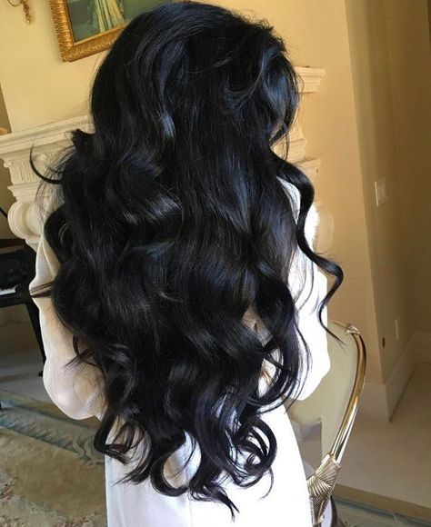 Wavy Black Hair, Body Wave Hair Extensions, Black Wavy Hair, Yennefer Of Vengerberg, Jet Black Hair, Long Hair Extensions, Boring Hair, Black Hair Color, Voluminous Hair