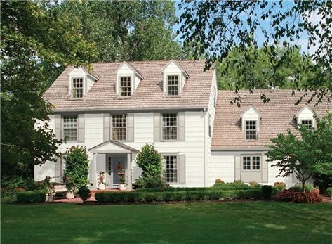 Look at the paint color combination I created with Benjamin Moore. Via @benjamin_moore. Body: Cloud White OC-130; Trim: Ice Formations 973; Shutters: Ice Formations 973; Door: Westcott Navy 1624. Exterior House, Benjamin Moore, Paint Color, Exterior Paint, Color Combination, Shutters, White House, Look At, Trim