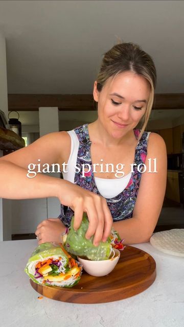 Carleigh Bodrug on Instagram: "😜💕🥗EP 11 QUICKIES: giant spring rolls. 🤩The perfect healthy and delicious plant-based lunch that takes less than 20 minutes to put together. ✅FULL step by step recipe at plantyou dot com. . #recipe #vegan #springrolls #giantspringroll #springroll #summerrolls #healthy #healthylunch #quicklunch #quickrecipe #easyrecipe #easyrecipes #healthyrecipes #healthydiet #eatmoreplants #plantbaseddiet" Summer Rice Paper Rolls, Giant Spring Rolls, Giant Summer Roll, Keto Spring Rolls, Carleigh Bodrug Plant You, Carleigh Bodrug, Vegetarian Spring Rolls, Veggie Rolls, Plant Based Lunch