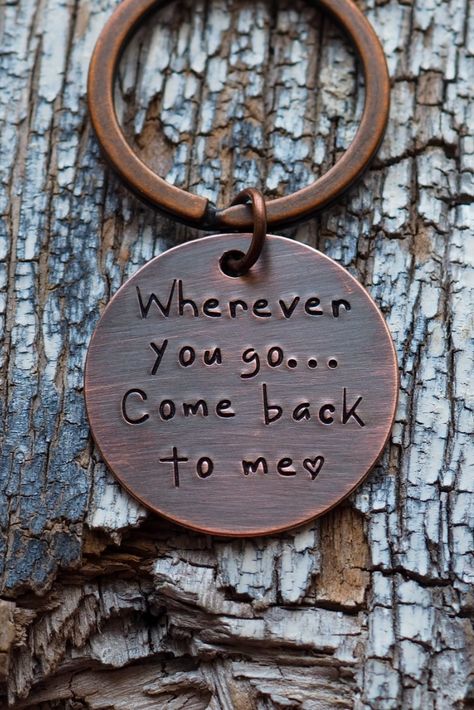 DETAILS:
Keychain is hand stamped with "Wherever you go, come back to me❤" design
✔✔✔✔ Material: Copper piece, Copper rings
✔✔✔✔ Length: 3x3cm
✔✔✔✔ Ring size: 3cm

Some of my ideas:
Names, Initials, Coordinates. Dates,Sayings, Nicknames, R & K (example), and ect.

PACKING
Delicate Gift Box Boyfriend Keychain, Travel Keychain, Come Back To Me, Me Design, Paypal Credit Card, Heart Keychain, Personalized Keychain, Copper Rings, Come Back