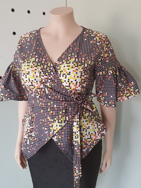 Ankara Wrap Top, Elagant Dress, Ankara Top Styles, Ankara Blouses, Ankara Blouse, Blouse Tops Designs, African Blouses, Ankara Tops, Kente Dress