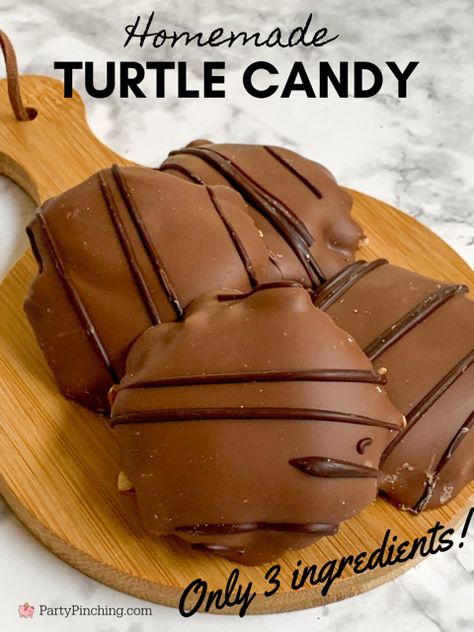 Homemade turtle candy, easy best homemade turtle candy, christmas homemade candy, milk chocolate turtle candy, chocolate caramel pecan candy, 30 minute dessert recipes, best Christmas candy for gift giving, 3 ingredient candy Home Made Turtle Candy, Chocolate Pecan Turtle Clusters Candy Recipes, Homemade Christmas Carmels, Diy Turtles Candy, Turtle Chocolate Candy, Chocolate Turtles Candy, Diy Chocolate Turtles, How To Make Turtles, Turtle Candy With Pecans And Caramel Easy