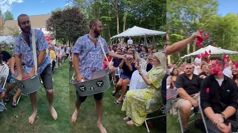 Couple Uses ‘Beer Boy’ Instead of Flower Girl At Wedding Beer Guy At Wedding, Beer Guy Wedding, Beer Man Wedding, Wedding Beer Boy, Beer Boys Wedding, Beer Boy Wedding, Flower Men Wedding Funny, Elegant Fall Wedding Ideas, Petal Patrol