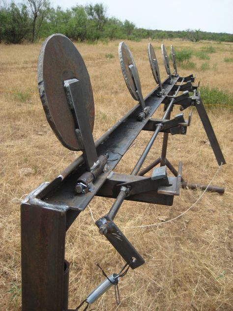 homemade metal target - Google Search Outdoor Shooting Range, Steel Shooting Targets, Metal Targets, Steel Targets, Welding Art Projects, Shooting Targets, Diy Welding, Metal Art Welded, Metal Art Diy