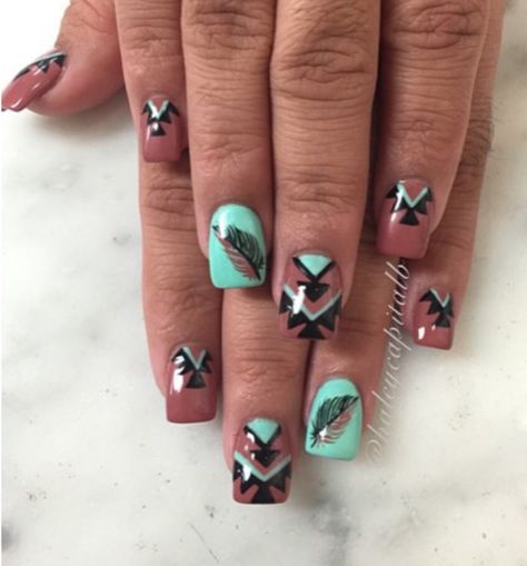 tribal nails Native American Acrylic Nails, Nails Design Western, Native American Nail Designs, Alaskan Nails, Native American Nails, Native American Nail Art, Indian Nail Designs, Nails Western, Rodeo Nails