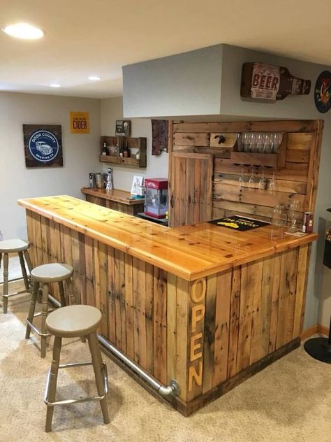 50 Insanely Cool Basement Bar Ideas for Your Home,basement bar ideas diy,modern basement bar ideas,basement bar ideas rustic,basement bar ideas Bars For Home Man Caves, Bar Ideas For Home Man Caves, Man Cave Bar Ideas, Palet Bar, Diy Basement Bar, Man Cave Bars, Rustic Basement Bar, Home Bar Plans, Pallet Bar Diy