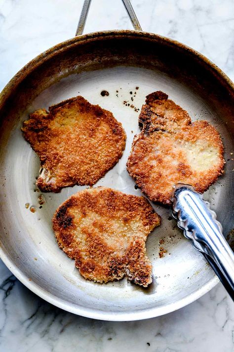 Authentic German Schnitzel Recipe, Pork Snitzel, German Schnitzel Recipe, German Schnitzel, Pork Cutlet Recipes, Schnitzel Recipe, German Food Authentic, Heritage Recipes, Schnitzel Recipes