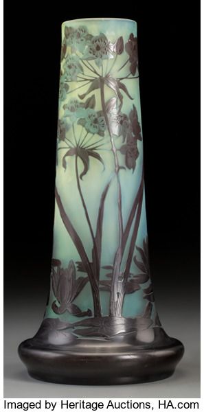 Emile Galle - Overlay Glass Paper Whites Vase. Circa 1900. Cameo Galle signature. Ht. 12-7/8 inches. Estimate $ 750 Paper Whites, Lily Vases, Emile Galle, Bijoux Art Nouveau, Gorgeous Glass, Art Glass Vase, White Vases, Contemporary Modern Art, Glass Artists