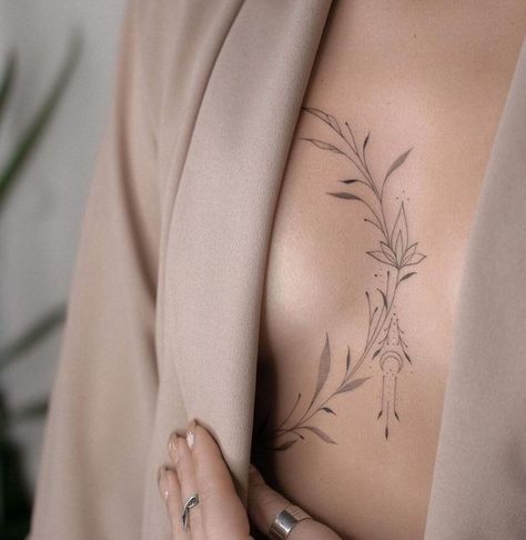 Chest Tattoo Flowers, Colour Tattoo For Women, Festive Outfits, Girl Arm Tattoos, Circle Tattoos, Fashion For Girls, Hip Tattoos Women, Chest Tattoos For Women, Zodiac Tattoos