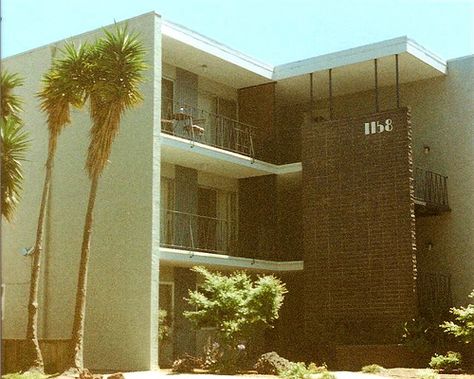 Shot with my Kodak Instamatic 60 Camera on expired film.  Alameda, CA. Modern Apartment Building, Apartment Building Exterior, Mid Century Modern Apartment, Retro Apartment, Expired Film, Midcentury Architecture, Apartments Exterior, Apartment Exterior, Modern Architecture Interior