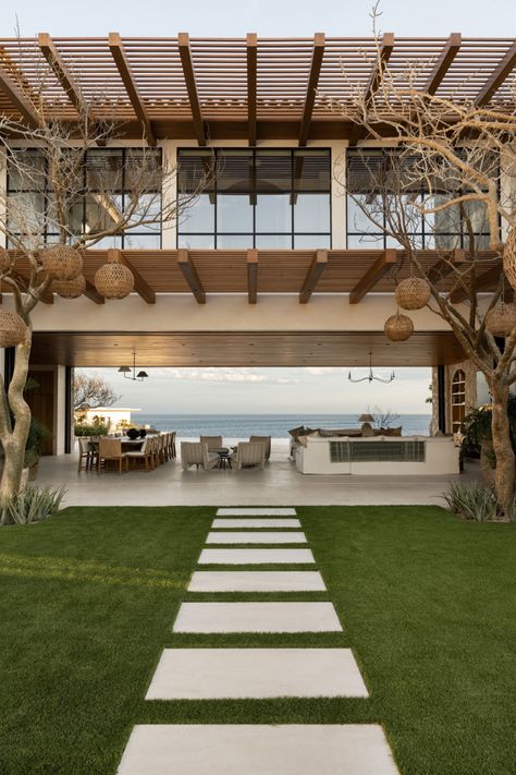 The Mcgee Home, Mcgee Home, التصميم الخارجي للمنزل, Modern Beach House, Modern Beach, Studio Mcgee, Cabo San Lucas, Indoor Outdoor Living, Ranch Style