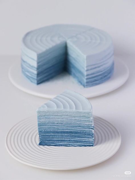 Crepe Cake Aesthetic, Island Cake, Decorate A Cake, Crepe Cakes, Crepe Cake, Mini Cakes Birthday, Creative Birthday Cakes, Simple Birthday Cake, Blue Food