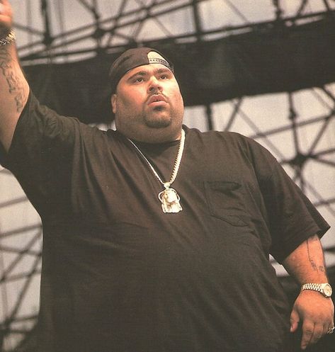 Big Pun Rapper, Pun Aesthetic, Pun Wallpaper, Big Pun, 90s Rappers, Hip Hop Classics, Fat Joe, New Dj, Luther Vandross