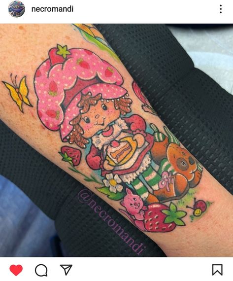 Strawberry Shortcake Tattoo, Barbie Tattoo, Traditional Hand Tattoo, Strawberry Tattoo, Tattoo For Boyfriend, Doll Tattoo, Cute Tats, Tattoo Minimalist, Kawaii Tattoo