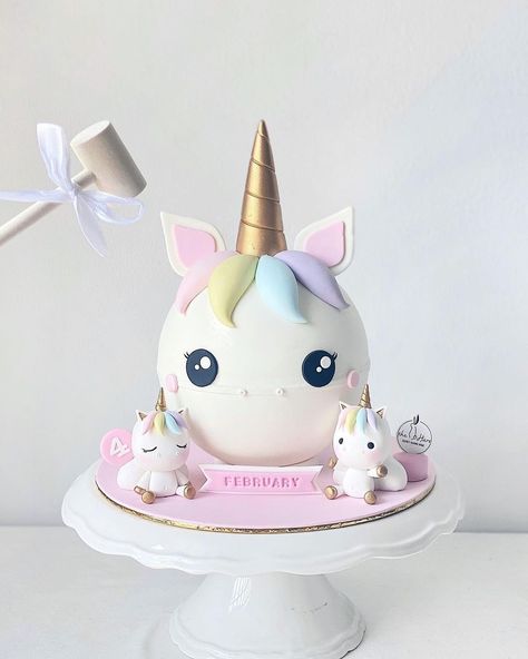 IG: @thehare_sbh Unicorn Sweets, Unicorn Pinata, Pinata Cake, Egg Molds, Unicorn Cake, Unicorn Party, Unicorn Birthday, Future Kids, Girl Birthday