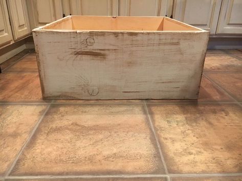 Christmas Tree In Box Crates, Christmas Tree Crate Stand Diy, Christmas Tree Boxes Wooden Diy, Christmas Tree Box Skirt, How To Make Trees, Metal Pail, Christmas Tree Box, Skirt Diy, Tree Box