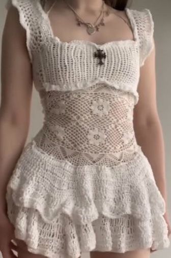 Confection Au Crochet, Mode Crochet, Fairy Clothes, Crochet Tips, Crochet Design Pattern, Crochet Clothing And Accessories, Crochet Dresses, Crochet Fashion Patterns, Crochet Mini Dress