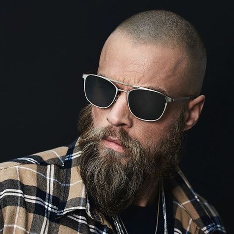 Bald Head With Beard, Shaved Head With Beard, Ducktail Beard, Beard And Mustache Styles, Bald Men With Beards, Long Beard Styles, Bald Men Style, Mens Hairstyles With Beard, Bald With Beard